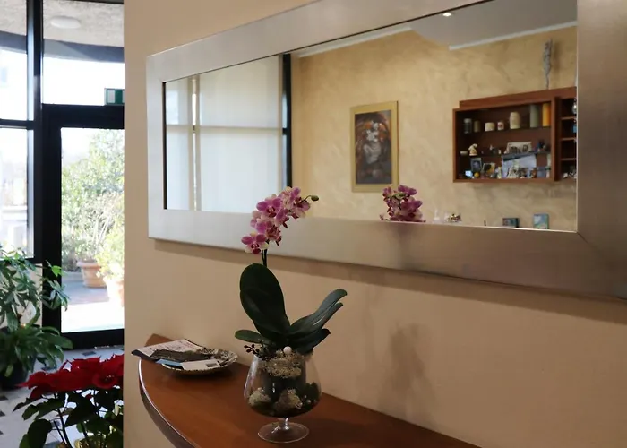 Sabo' Szálloda Castel Maggiore