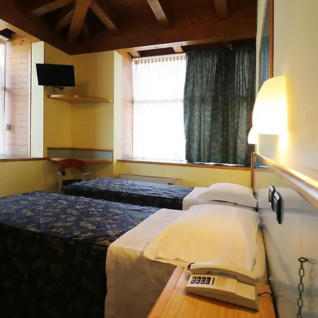 Sabo' Hotel 3*
